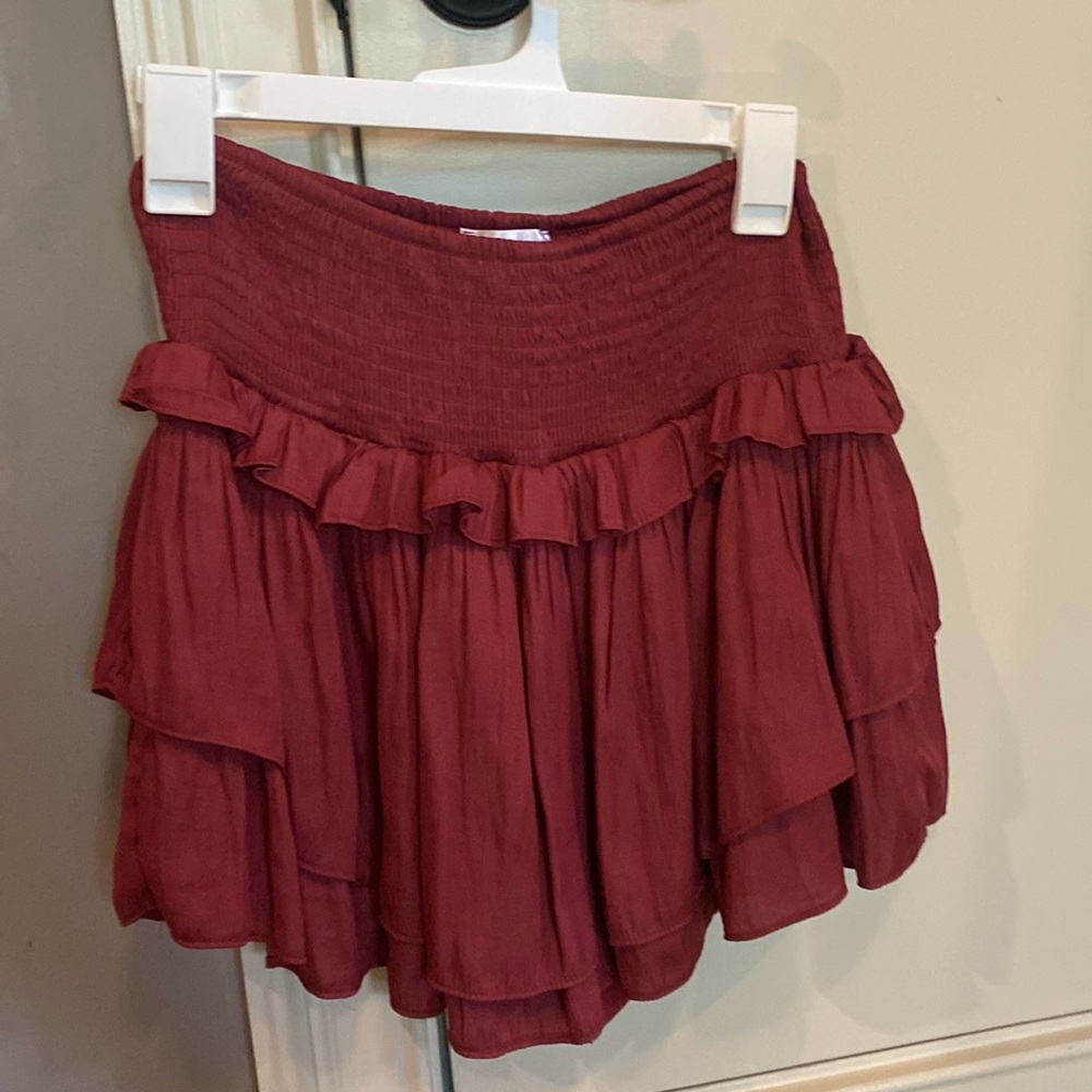 Vestique Mini Skort in Dark Pink. Size Medium.